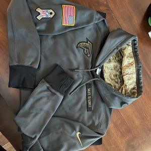 Atlanta Falcons Therma-fit Salute to Service Hood